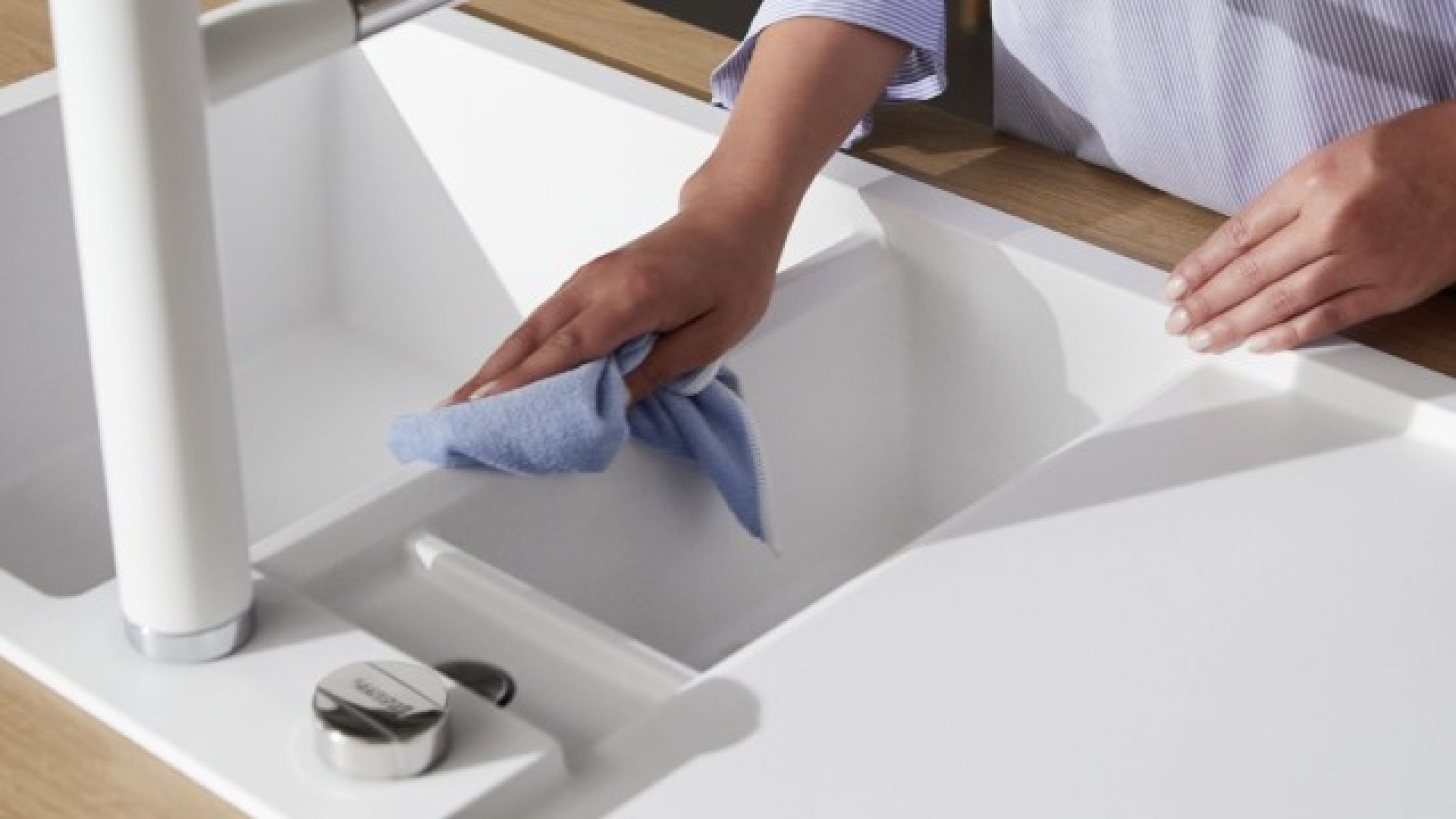 Cobepa Our latest news Cobepa and management acquire HG International